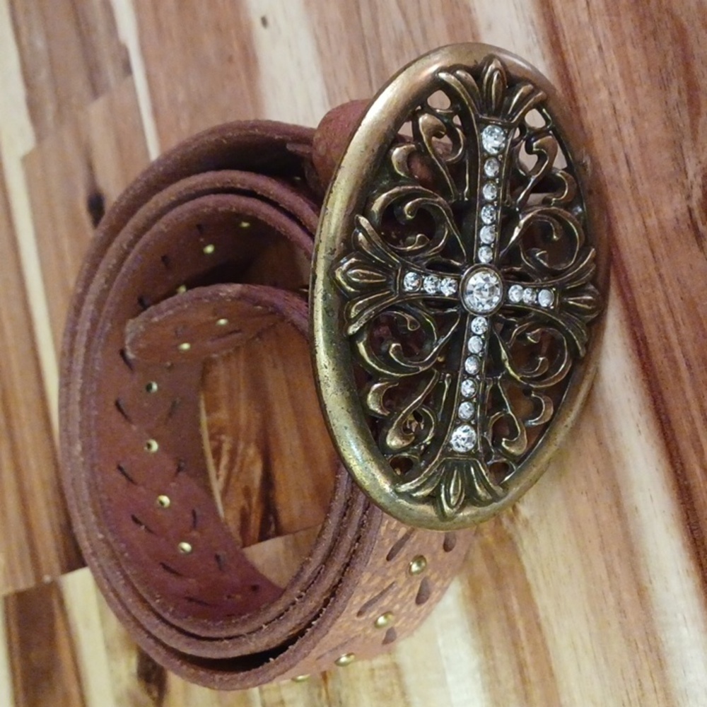 Vintage Brass Rhinstone Womans Oval Cross Western Studded 100% Leather Belt - Picture 10 of 16